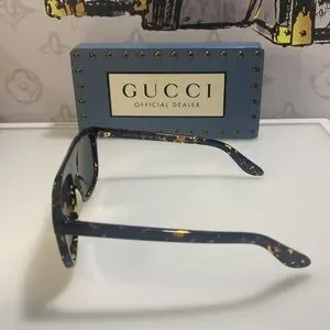 Gucci | Accessories | New Gucci Green Square Mens Sunglasses  display picture 3